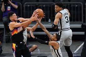 San Antonio Spurs beat Phoenix Suns 115-114 in a frantic finish