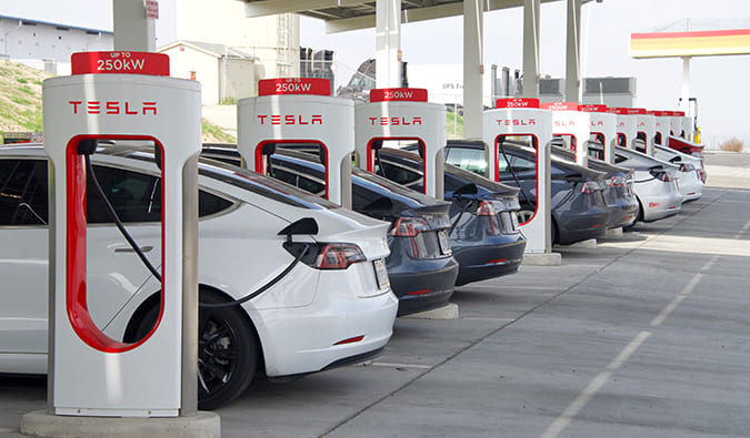 Tesla cuts prices in major markets as sales fall